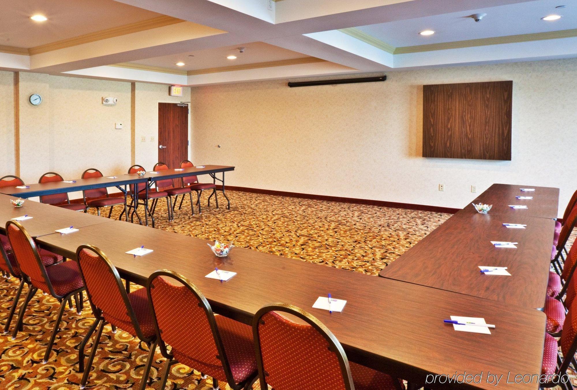 Holiday Inn Express Hotel & Suites Muskogee By Ihg Dış mekan fotoğraf