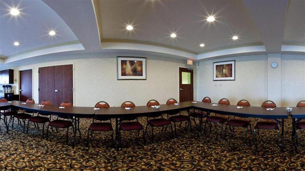 Holiday Inn Express Hotel & Suites Muskogee By Ihg Dış mekan fotoğraf